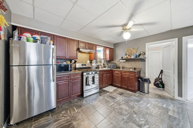 139 Madeline Ave, Clifton City, NJ 07011