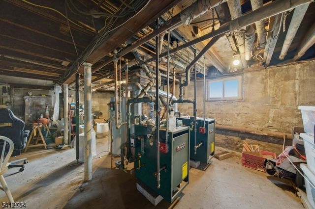 139 Madeline Ave, Clifton City, NJ 07011