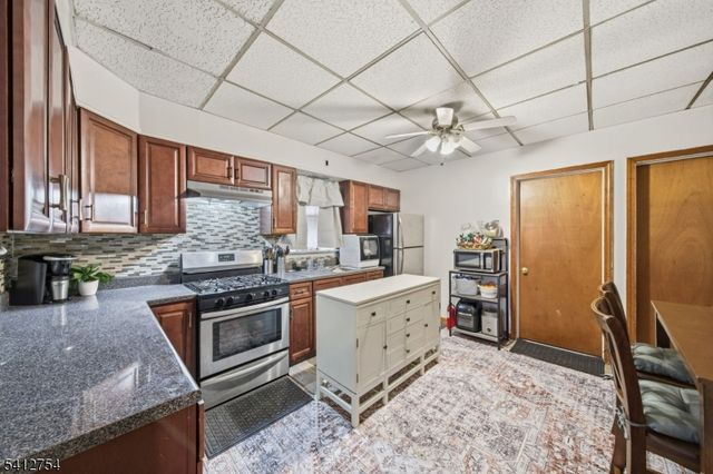 139 Madeline Ave, Clifton City, NJ 07011