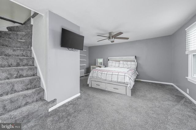 242 N MAIN ST, Mullica Hill, NJ 08062