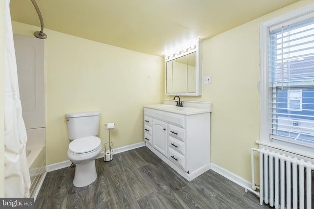242 N MAIN ST, Mullica Hill, NJ 08062