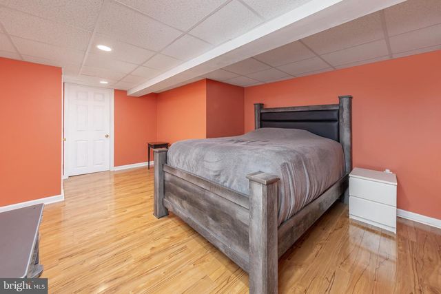 242 N MAIN ST, Mullica Hill, NJ 08062