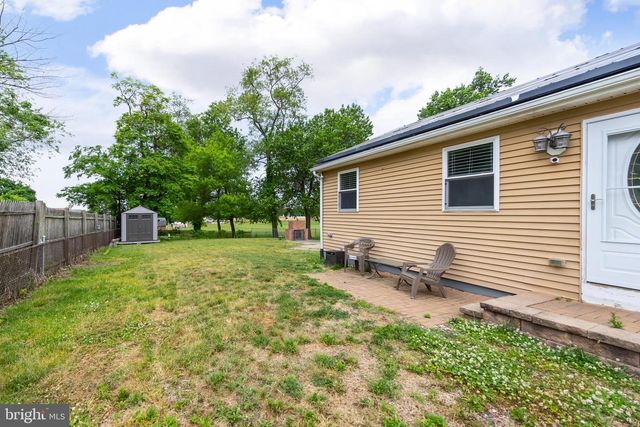 242 N MAIN ST, Mullica Hill, NJ 08062