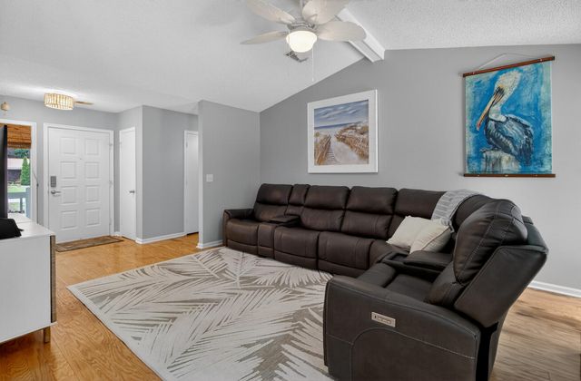 1605 Cullowhee Circle, Mount Pleasant, SC 29464
