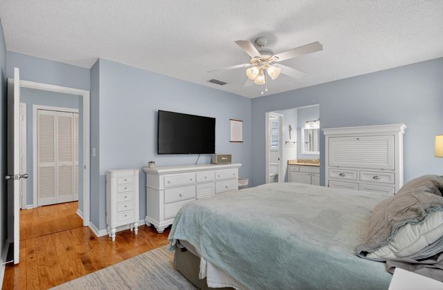 1605 Cullowhee Circle, Mount Pleasant, SC 29464