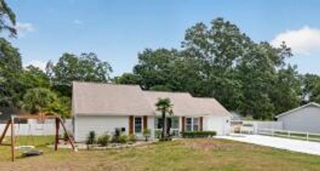 1605 Cullowhee Circle, Mount Pleasant, SC 29464