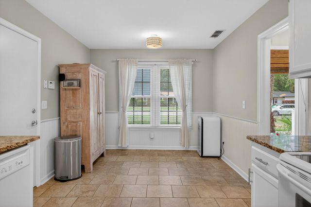 1605 Cullowhee Circle, Mount Pleasant, SC 29464