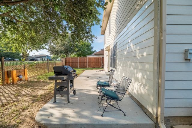 1643 Seabreeze Drive, Dallas, TX 75051