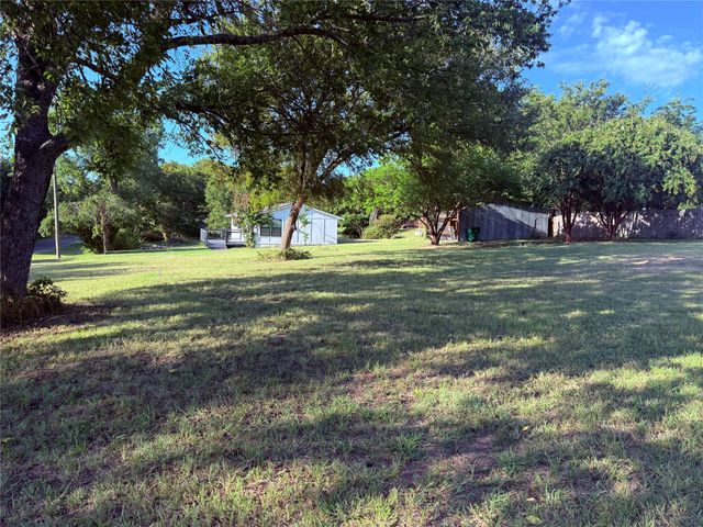 37 Almond Drive, Pottsboro, TX 75076