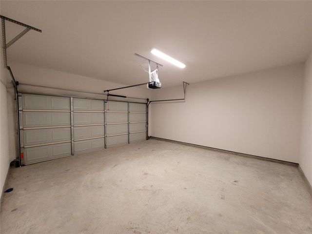 2509 Appian Way Way B, Roman Forest, TX 77357