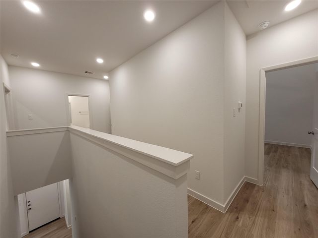 2509 Appian Way Way B, Roman Forest, TX 77357