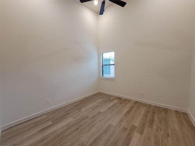 2509 Appian Way Way B, Roman Forest, TX 77357