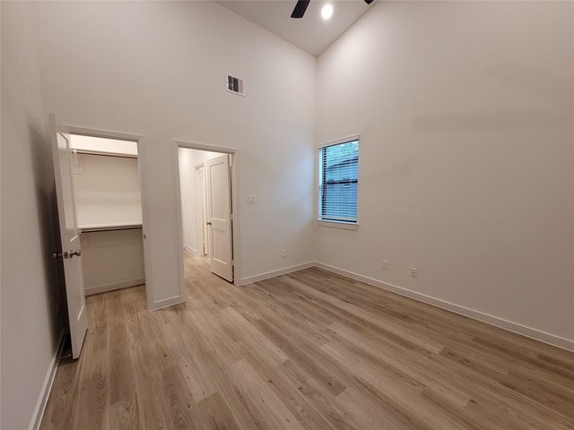 2509 Appian Way Way B, Roman Forest, TX 77357