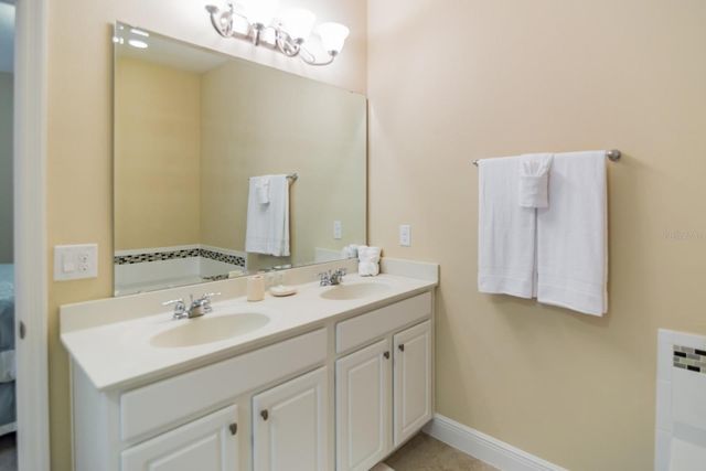 5360 OAKBOURNE AVENUE, Davenport, FL 33837