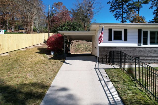 2589 Avalon Circle, Chattanooga, TN 37415