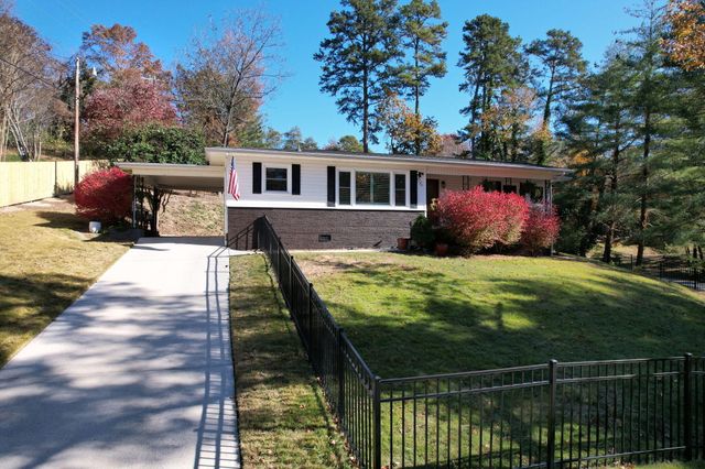 2589 Avalon Circle, Chattanooga, TN 37415