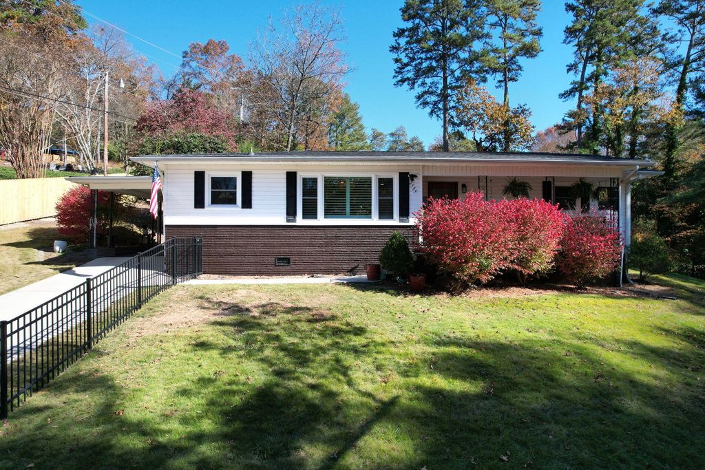 2589 Avalon Circle, Chattanooga, TN 37415