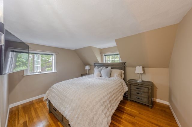 55 Burrell St, Melrose, MA 02176