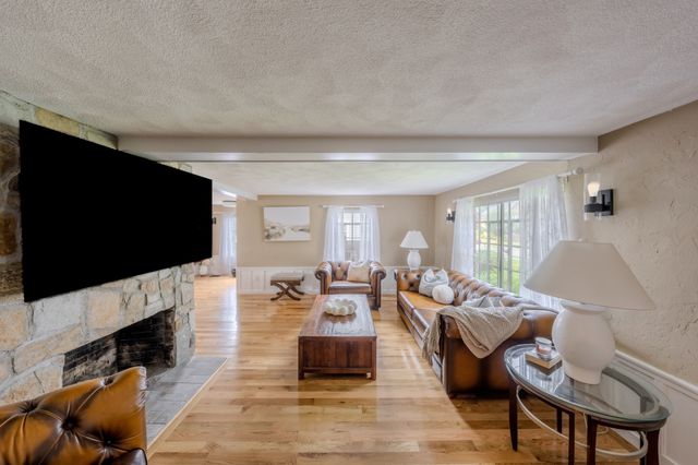 55 Burrell St, Melrose, MA 02176