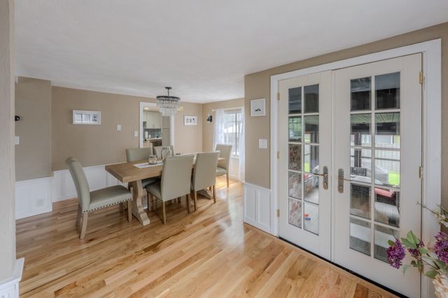 55 Burrell St, Melrose, MA 02176