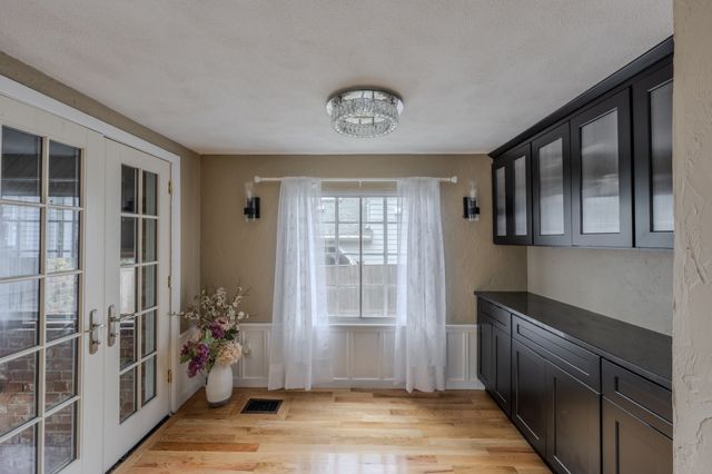 55 Burrell St, Melrose, MA 02176