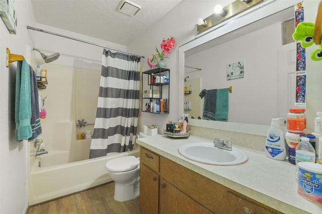 217 Lazy Lane B, Conroe, TX 77301