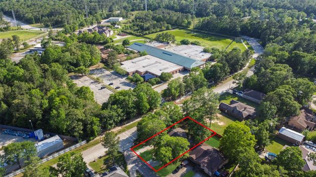 217 Lazy Lane B, Conroe, TX 77301