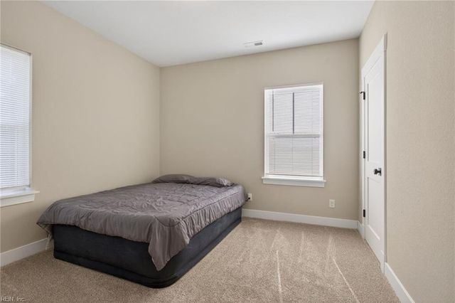 1013 Strawberry CT, Suffolk, VA 23435