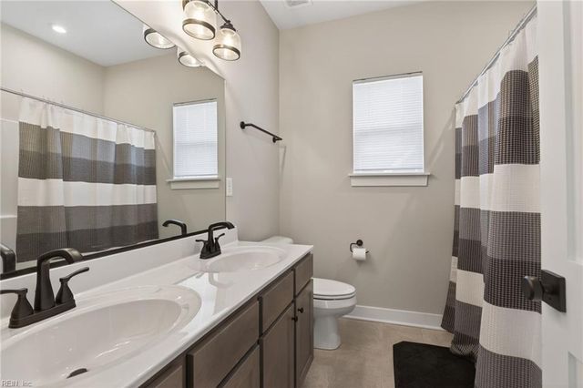 1013 Strawberry CT, Suffolk, VA 23435