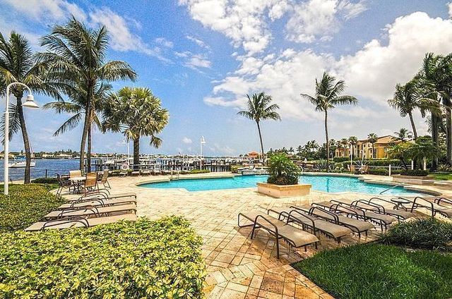 160 Yacht Club 206 Way 206, Hypoluxo, FL 33462
