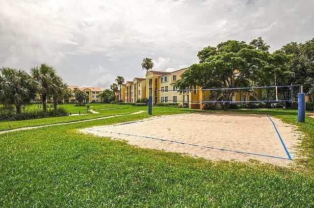 160 Yacht Club 206 Way 206, Hypoluxo, FL 33462