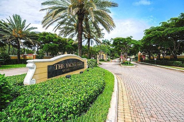 160 Yacht Club 206 Way 206, Hypoluxo, FL 33462