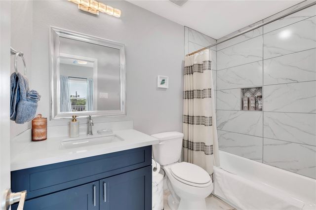 5618 Avenue M, Galveston, TX 77551