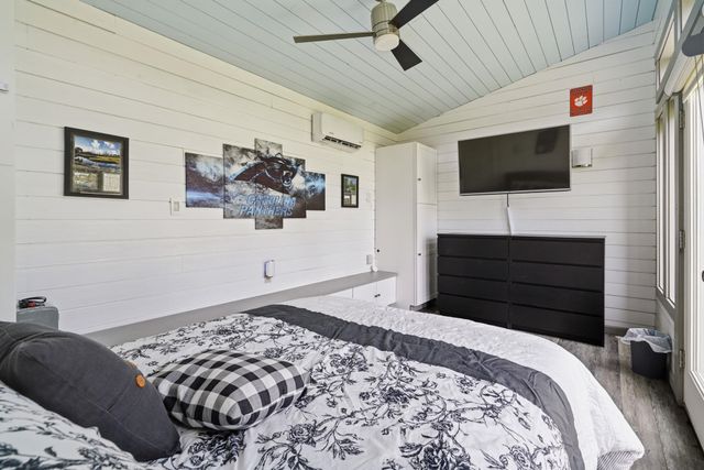 1421 Shoreline Dr., Myrtle Beach, SC 29577