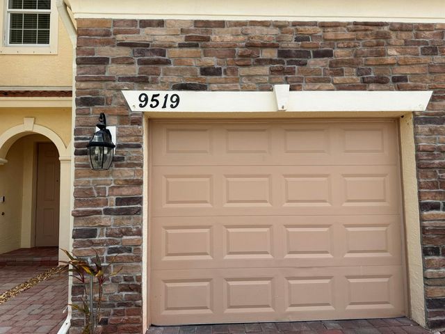 9519 SW Merlin Court, Stuart, FL 34997