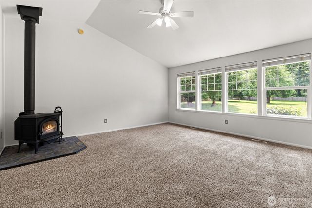 9519 185th Avenue SW, Rochester, WA 98579