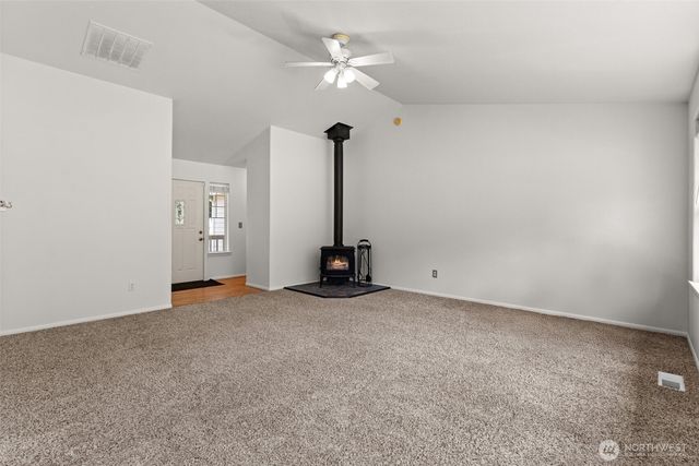 9519 185th Avenue SW, Rochester, WA 98579