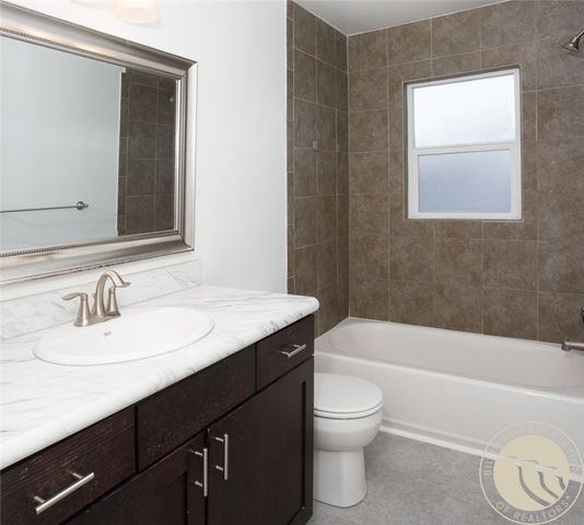 1240 Avenue D 8, Billings, MT 59102