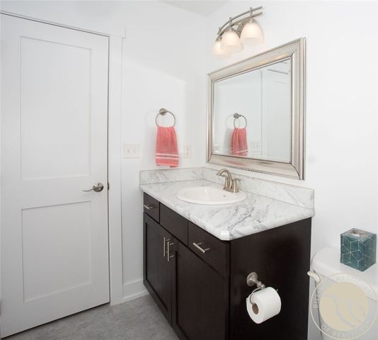 1240 Avenue D 8, Billings, MT 59102