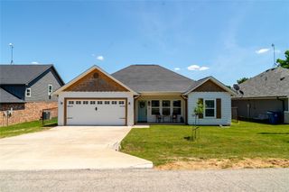 2703 San Gabriel Drive, Granbury, TX 76048