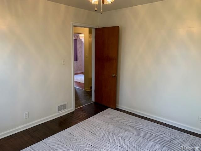 320 W McClellan Street, Flint, MI 48505