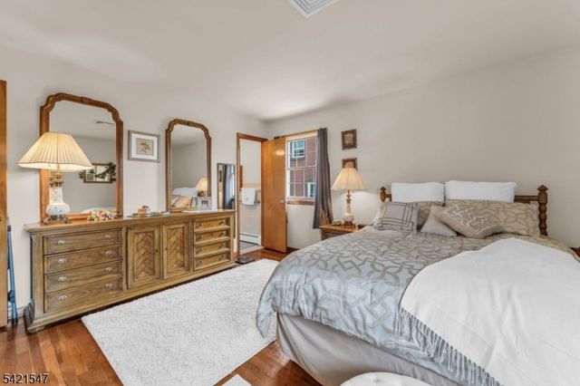 47 S Walnut Ave, Woodbridge Twp., NJ 08830