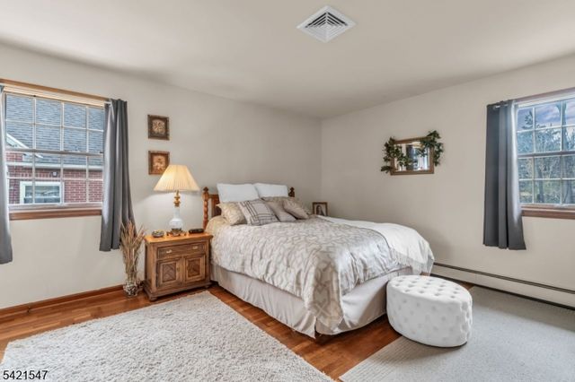 47 S Walnut Ave, Woodbridge Twp., NJ 08830