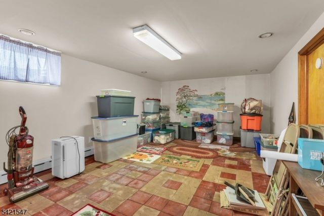 47 S Walnut Ave, Woodbridge Twp., NJ 08830