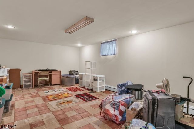 47 S Walnut Ave, Woodbridge Twp., NJ 08830