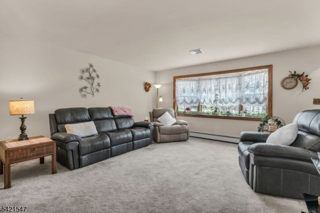 47 S Walnut Ave, Woodbridge Twp., NJ 08830