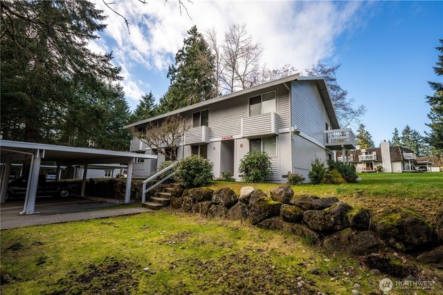 34005 1 St Cir Circle S, Federal Way, WA 98003