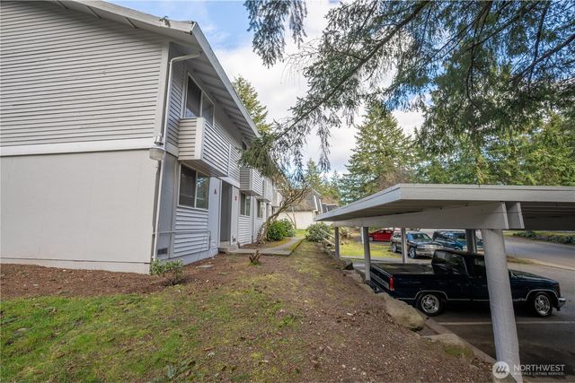 34005 1 St Cir Circle S, Federal Way, WA 98003