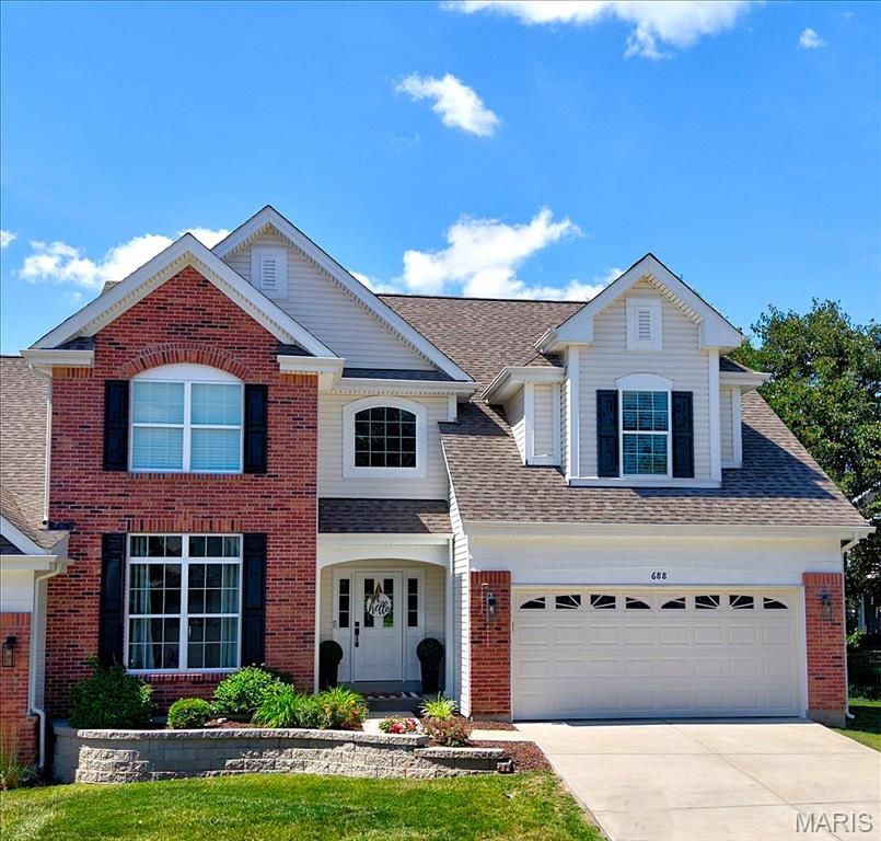 688 Bluffs View Court, Eureka, MO 63025