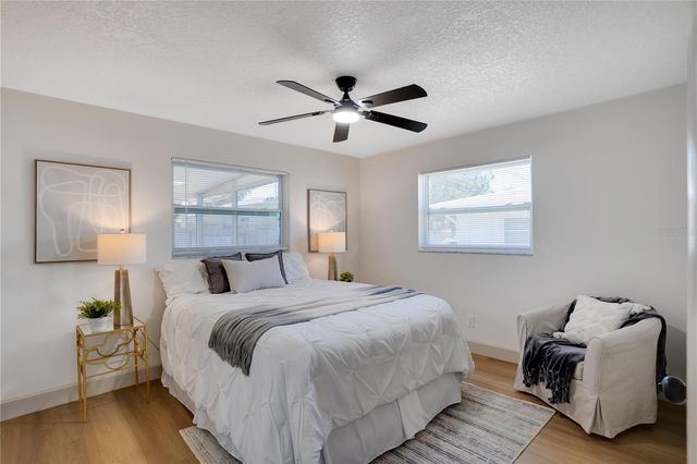 8977 140TH WAY, Seminole, FL 33776